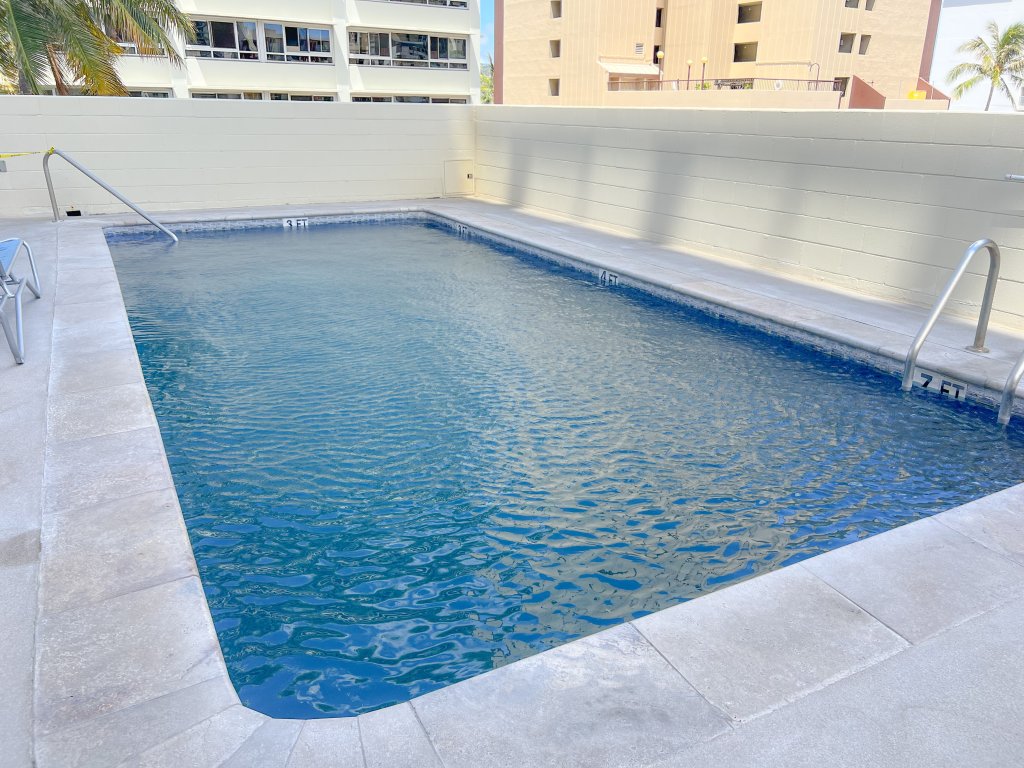 Aloha Living at Waikiki Lanais Vacation Rental in Honolulu - RedAwning