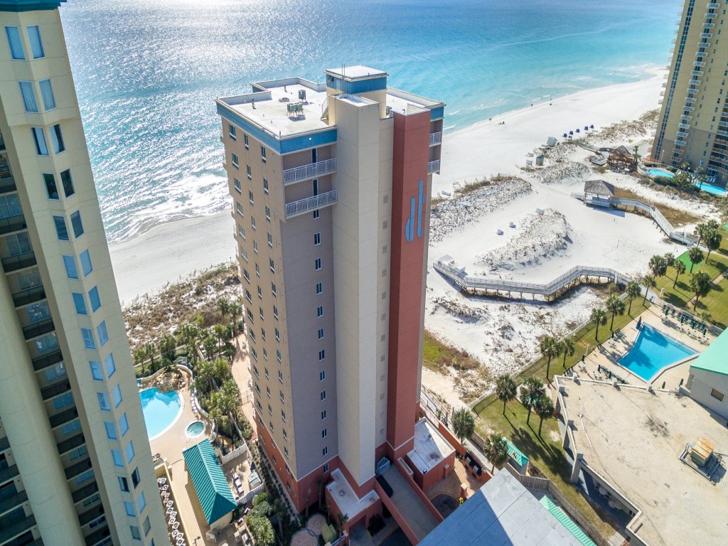 Destin Towers 113 Vacation Rental in Destin - RedAwning