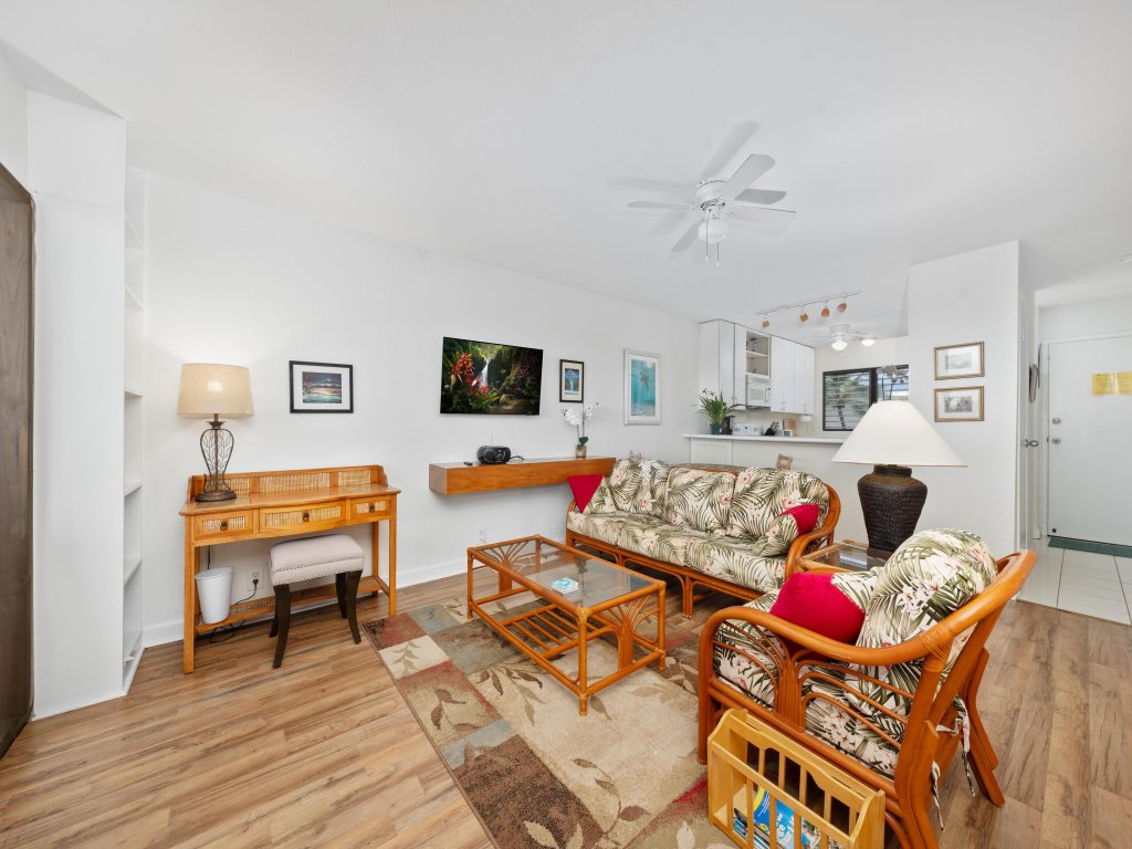 Big Island Kona Westwind 12 Vacation Rental in Kailua-Kona - RedAwning