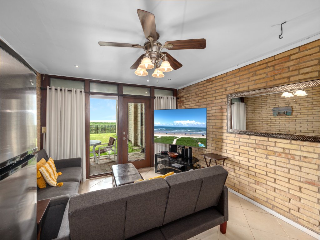 Marisol #110 Vacation Rental in South Padre Island - RedAwning