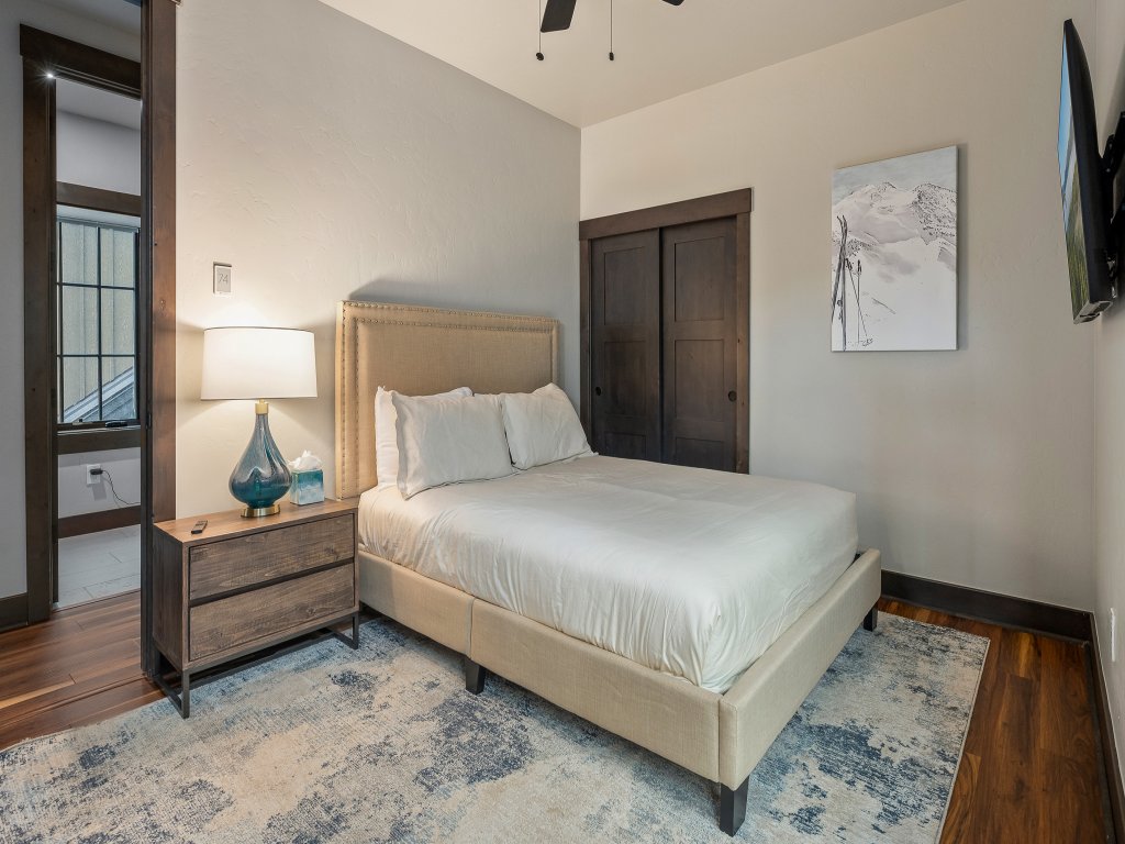 Azul Altitude Vacation Rental in Winter Park - RedAwning