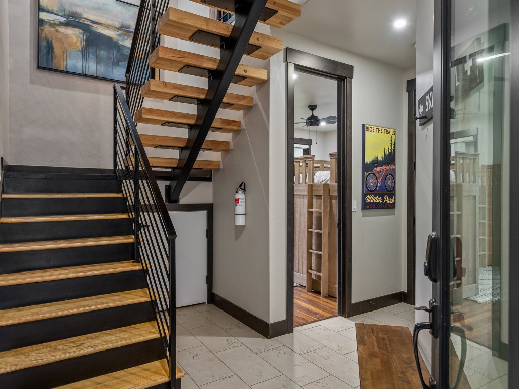 Azul Altitude Vacation Rental in Winter Park - RedAwning