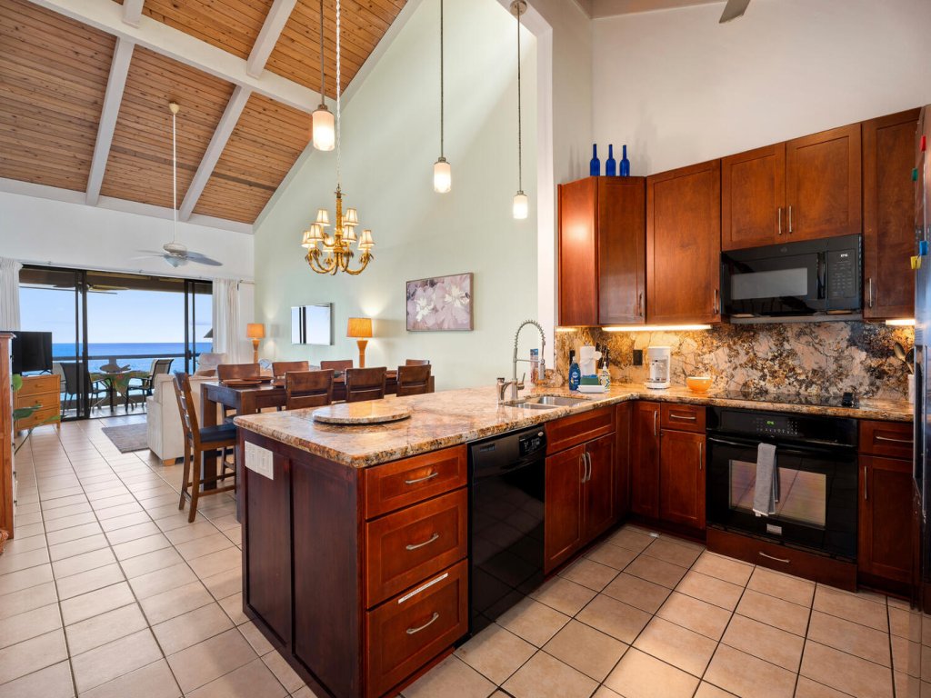 Keauhou Kona Surf & Racquet Club#1-304 Vacation Rental in Kailua Kona - RedAwning
