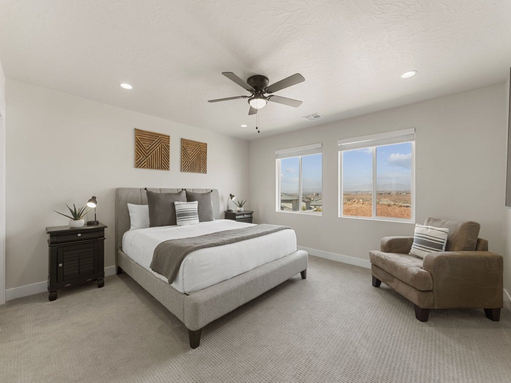 The Splash Yard Vacation Rental in Utah - RedAwning