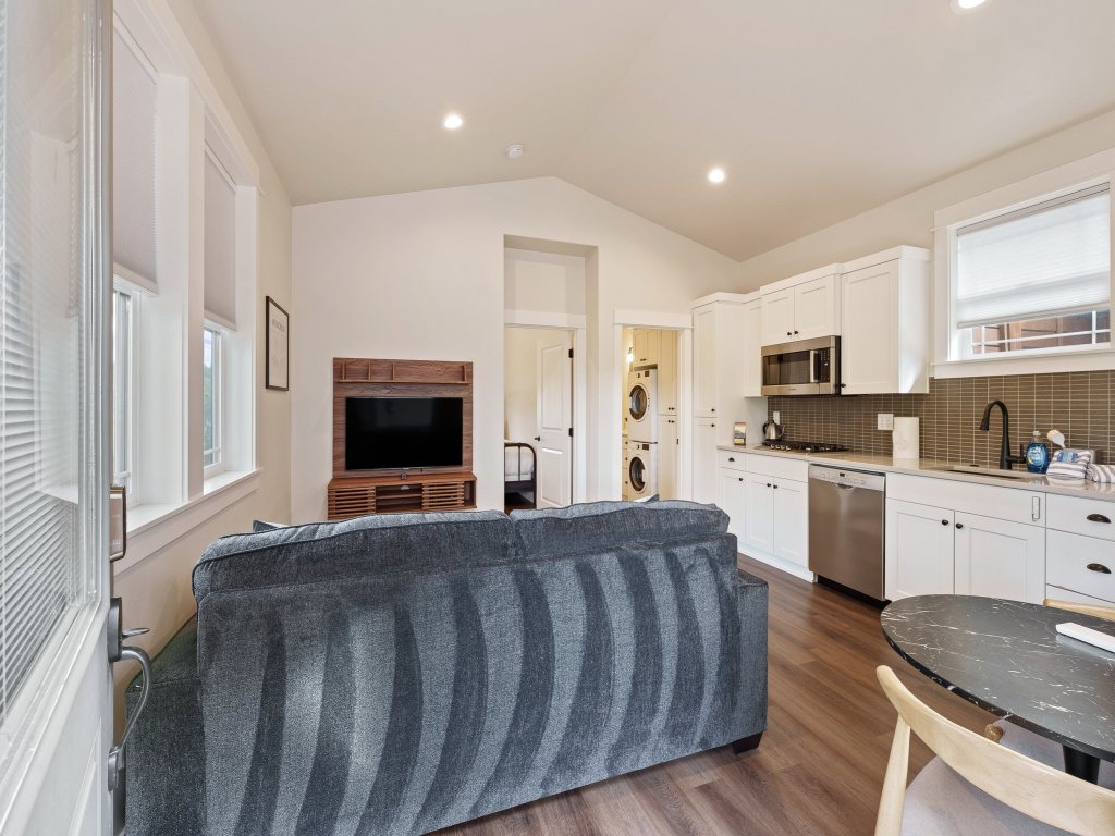 Bachelor Bliss Vacation Rental in Bend - RedAwning