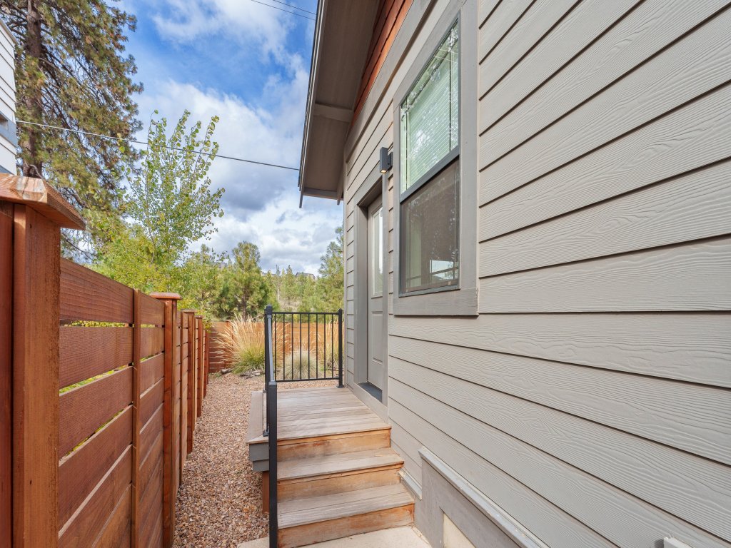 Bachelor Bliss Vacation Rental in Bend - RedAwning