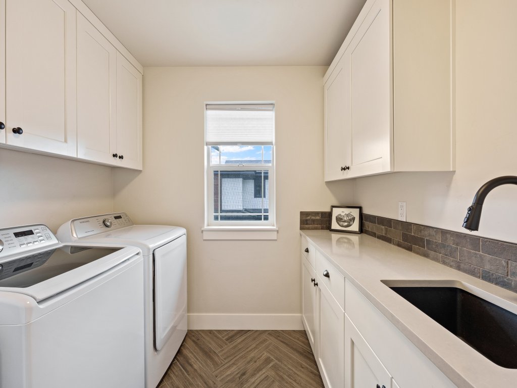 Bachelor Bliss Vacation Rental in Bend - RedAwning