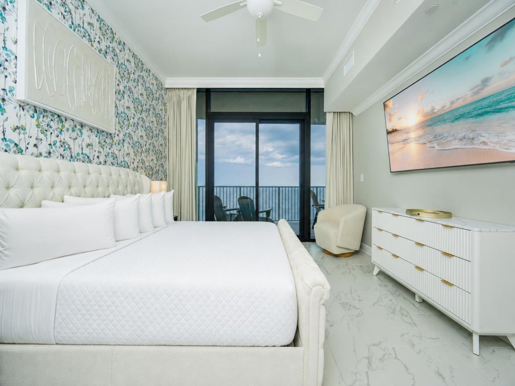 Phoenix Gulf Shores II 1902 Vacation Rental in Gulf Shores - RedAwning