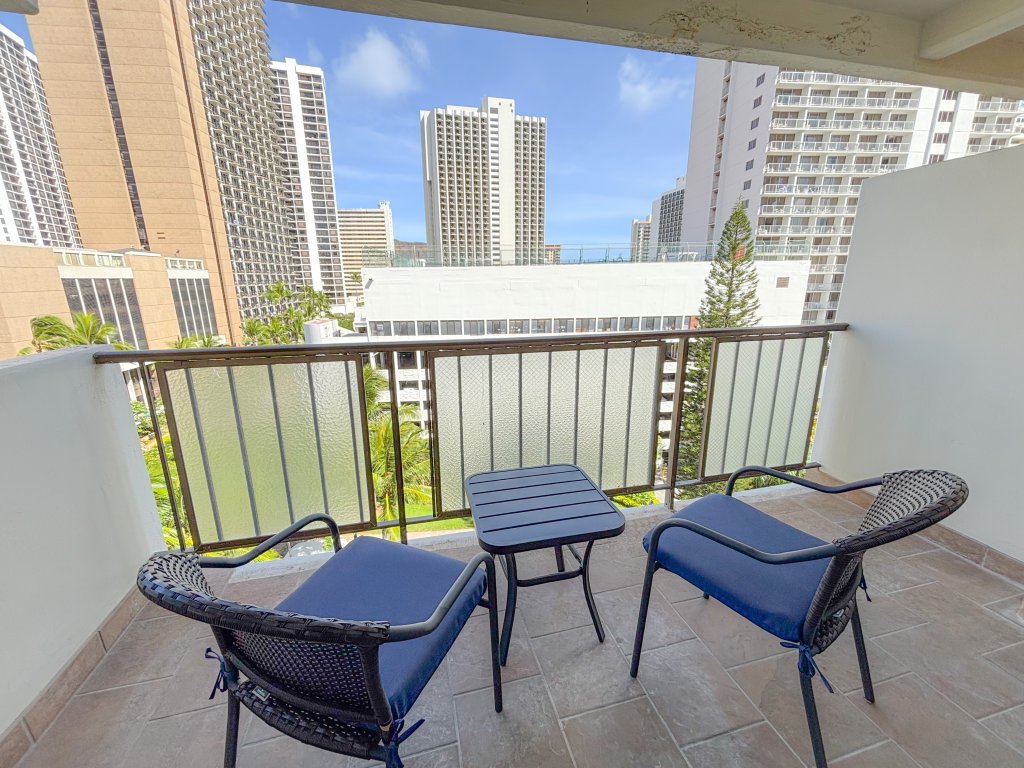 Modern Beachy Kuhio at Waikiki 2-Bedroom Vacation Rental in Honolulu - RedAwning