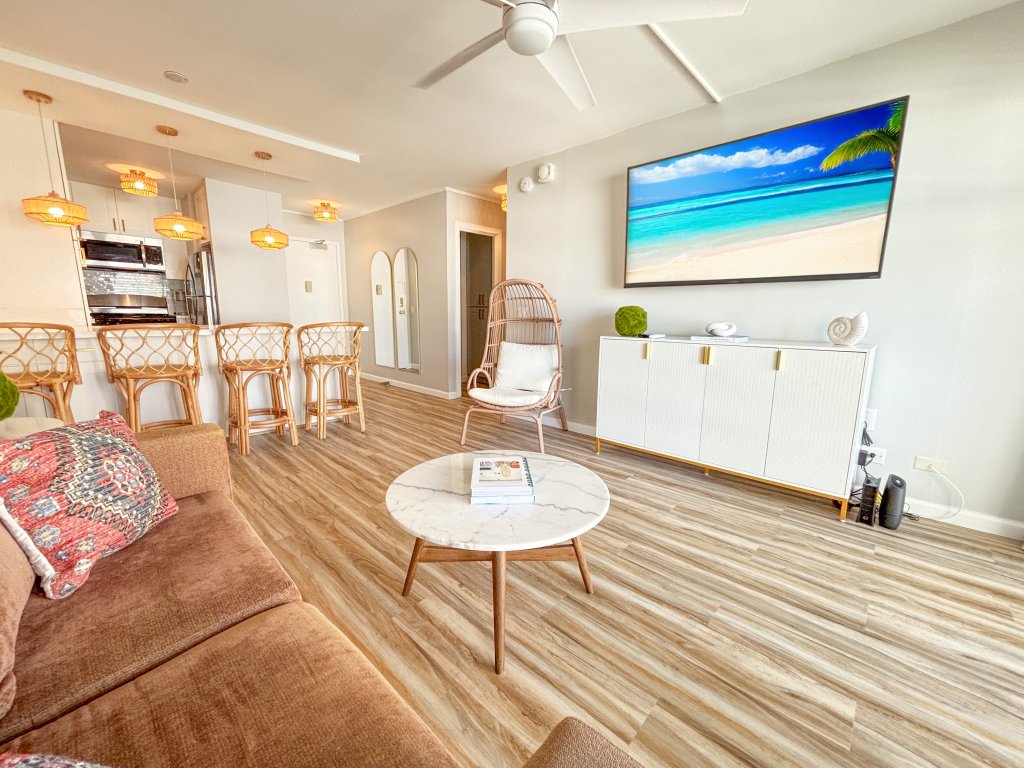 Modern Beachy Kuhio at Waikiki 2-Bedroom Vacation Rental in Honolulu - RedAwning