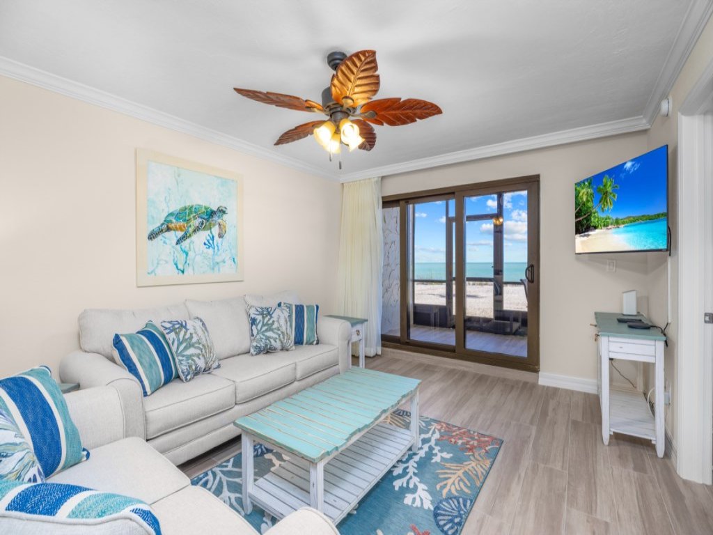 Pointe Santo E4 Vacation Rental in Sanibel - RedAwning