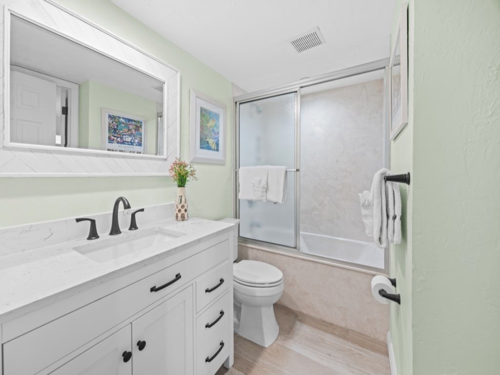Pointe Santo D27  Vacation Rental in Sanibel - RedAwning