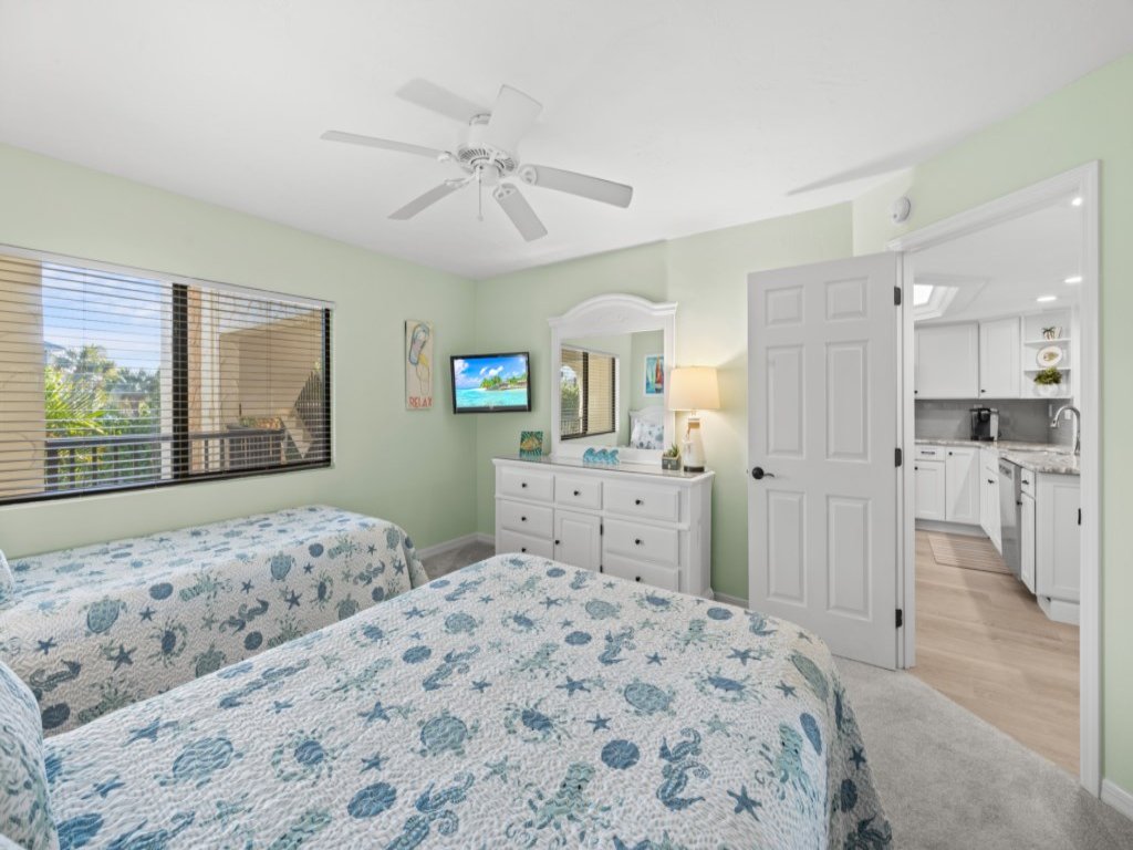 Pointe Santo D27  Vacation Rental in Sanibel - RedAwning