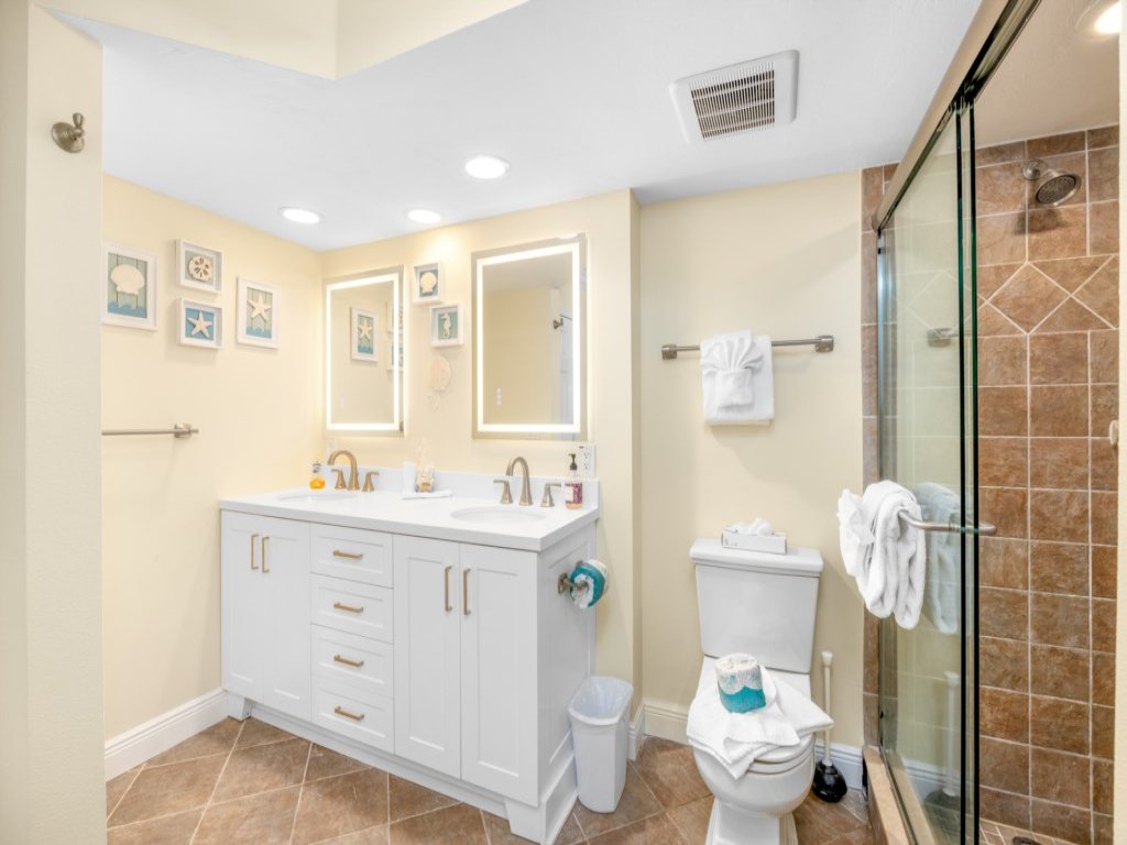 Pointe Santo D35 Vacation Rental in Sanibel - RedAwning