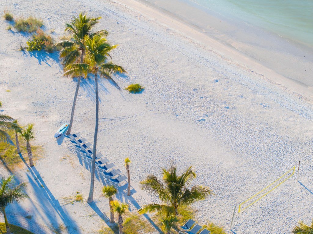 Pointe Santo D35 Vacation Rental in Sanibel - RedAwning