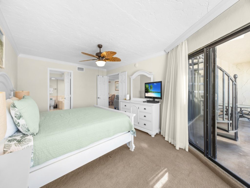 Pointe Santo A45 Vacation Rental in Sanibel - RedAwning