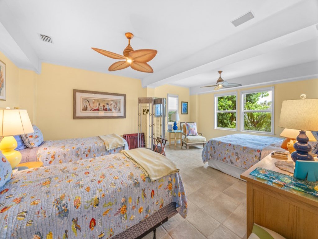 Paradise Found Vacation Rental in Captiva - RedAwning