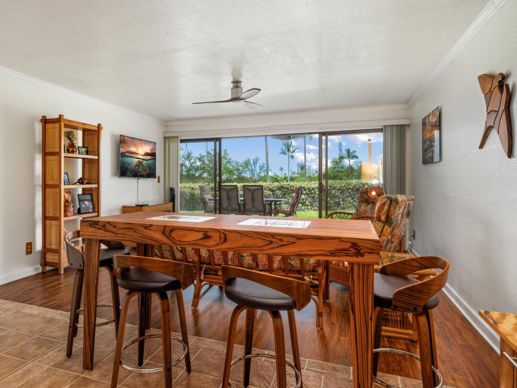 Big Island Keauhou Punahele E102 Vacation Rental in Kailua-Kona - RedAwning
