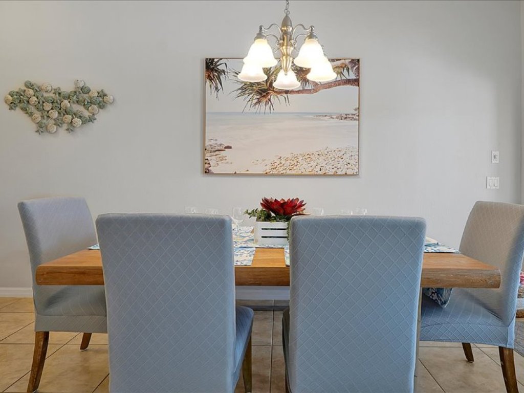 Adorable townhome remodeled with comfort and relaxation in mind! Splash Pool! Vacation Rental in Kissimmee - RedAwning