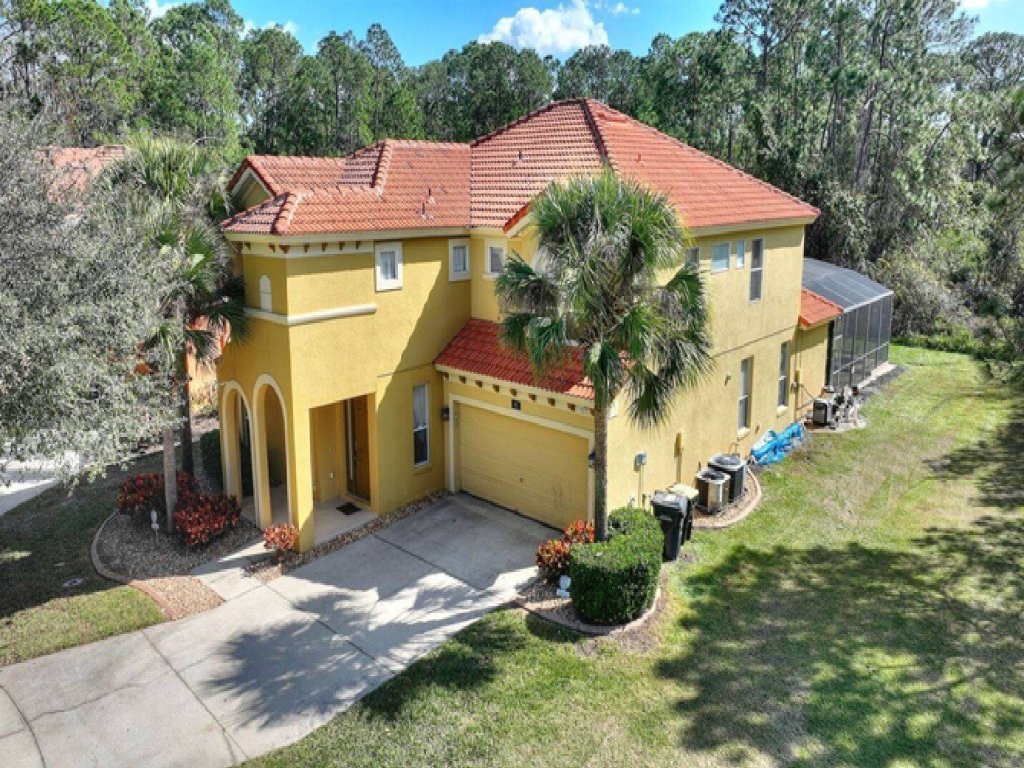 WS192TL Watersong 5 bed pool home Vacation Rental in Davenport - RedAwning