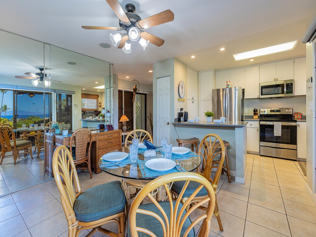 Wailea Ekolu 803 Vacation Rental in Kihei - RedAwning