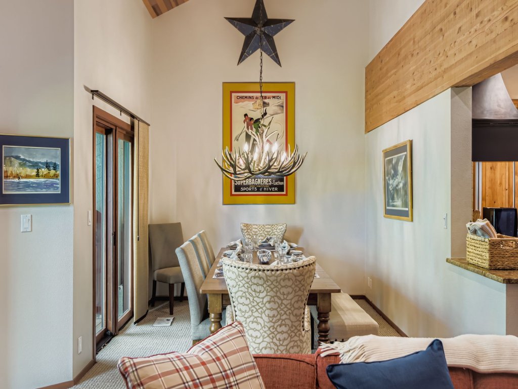 Pet Friendly Lakeside Getaway 1763 Hot Tub and Pool Vacation Rental in Park City - RedAwning