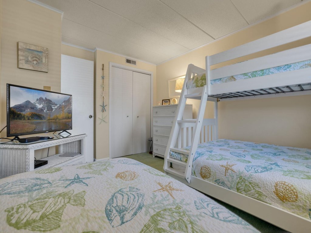 Thunder Island 161D Vacation Rental in Ocean City - RedAwning