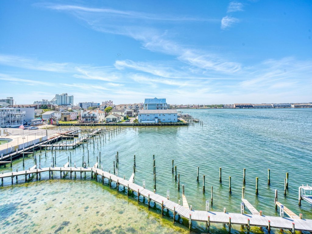Thunder Island 161D Vacation Rental in Ocean City - RedAwning