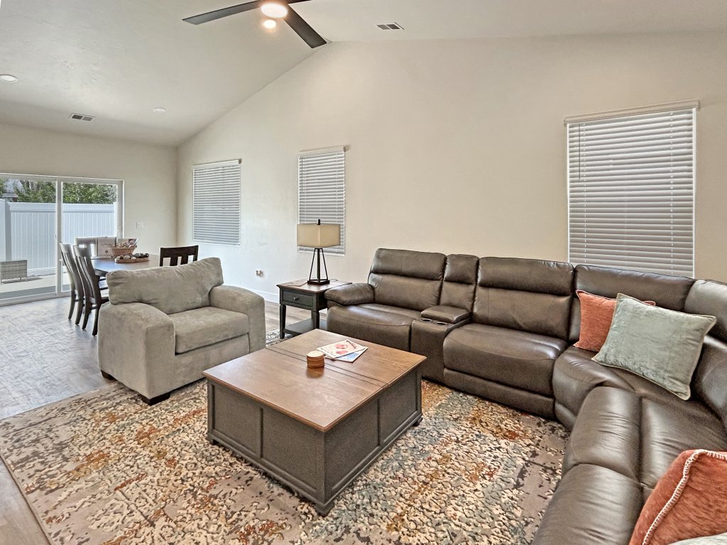 Founders Retreat Rest Reflect Revere Vacation Rental in Grand Junction - RedAwning