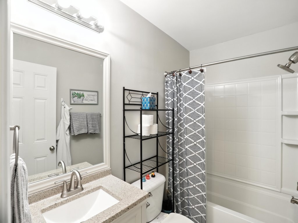 Lowcountry Luxury Near Palmetto Bluff Vacation Rental in South Carolina - RedAwning