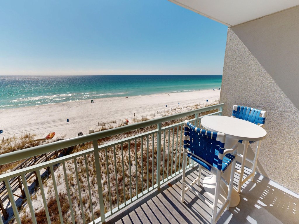 Pelican Isle 503 Vacation Rental in Fort Walton Beach - RedAwning
