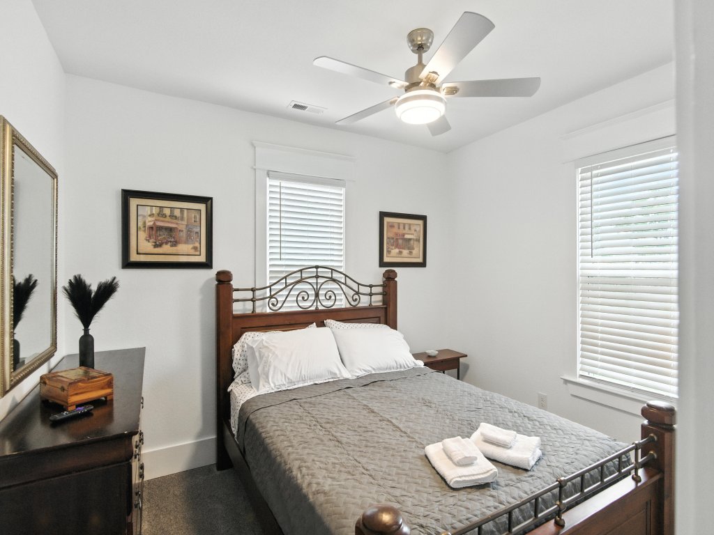 Historic Elegance in the Heart of Elizabeth City Vacation Rental in North Carolina - RedAwning