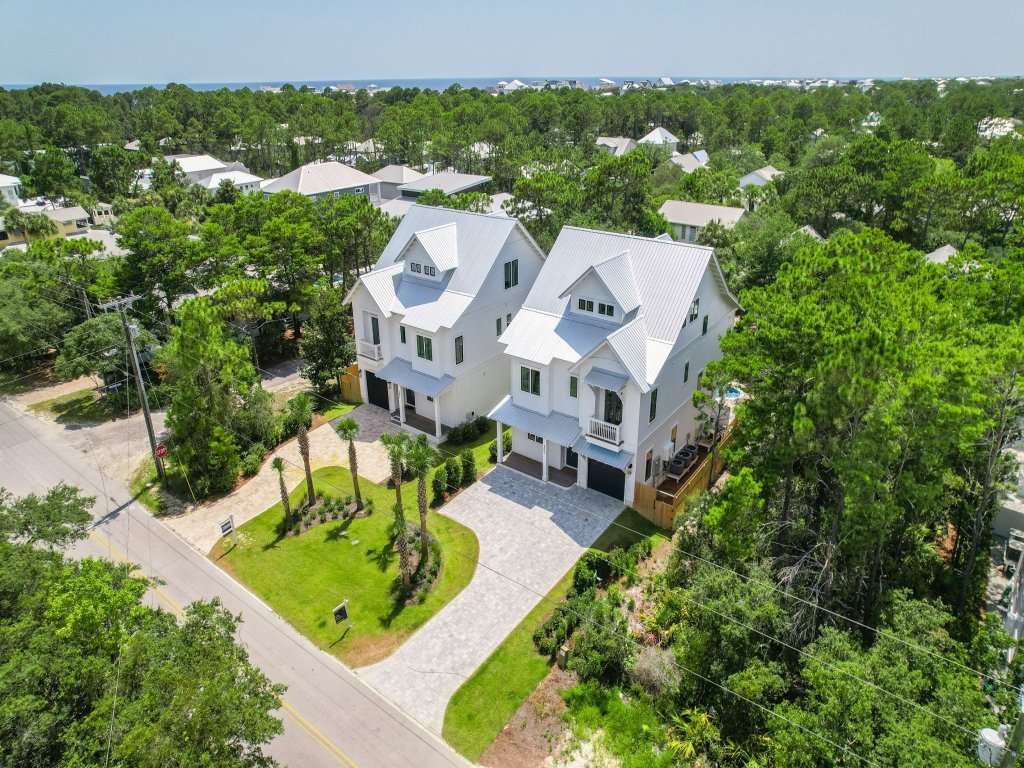 Sand Wand Vacation Rental in Santa Rosa Beach - RedAwning