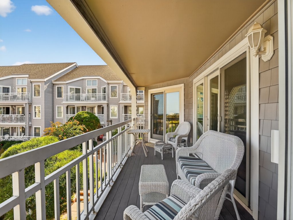 Oceanfront Wildwood Crest Condo in SeaPointe Village  – Year-Round Fun & Resort Amenities! Vacation Rental in New Jersey - RedAwning