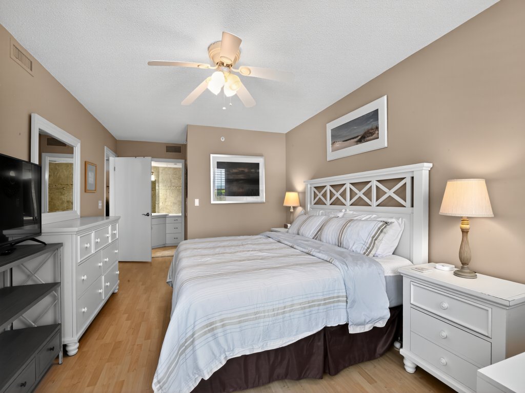 Oceanfront Wildwood Crest Condo in SeaPointe Village  – Year-Round Fun & Resort Amenities! Vacation Rental in New Jersey - RedAwning
