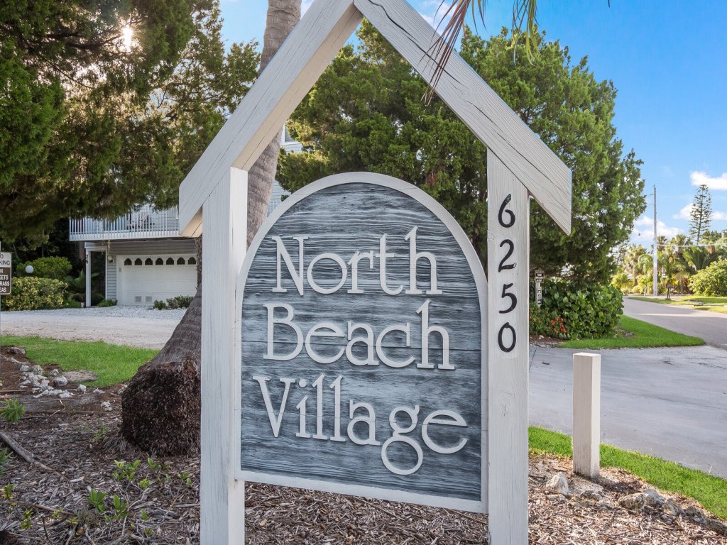 North Beach Village #62 Vacation Rental in Holmes Beach - RedAwning