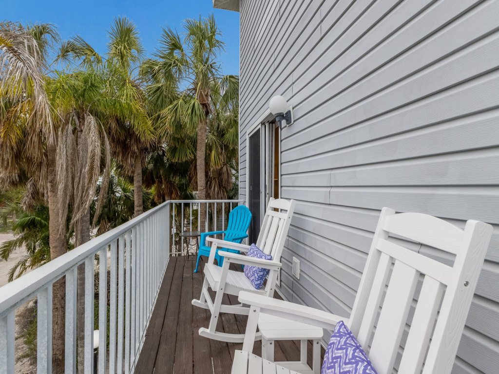 North Beach Village #62 Vacation Rental in Holmes Beach - RedAwning