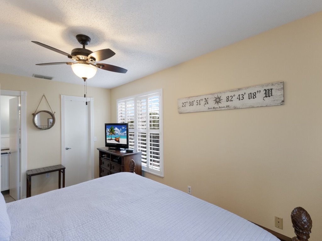 North Beach Village #62 Vacation Rental in Holmes Beach - RedAwning