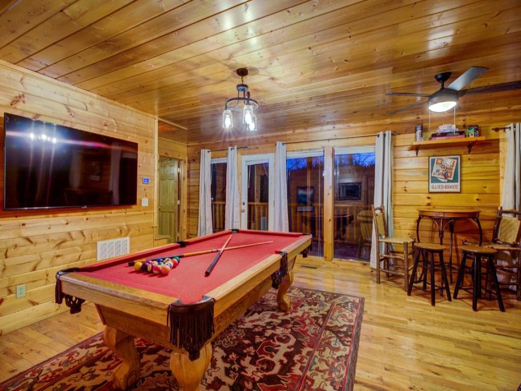 All Ya Need Vacation Rental in Pigeon Forge - RedAwning
