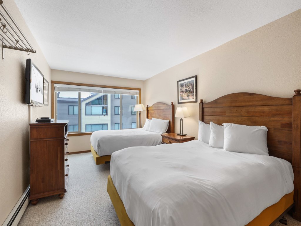 2 Bedroom Kirkwood Condo – Across the Street Vacation Rental in Kirkwood - RedAwning