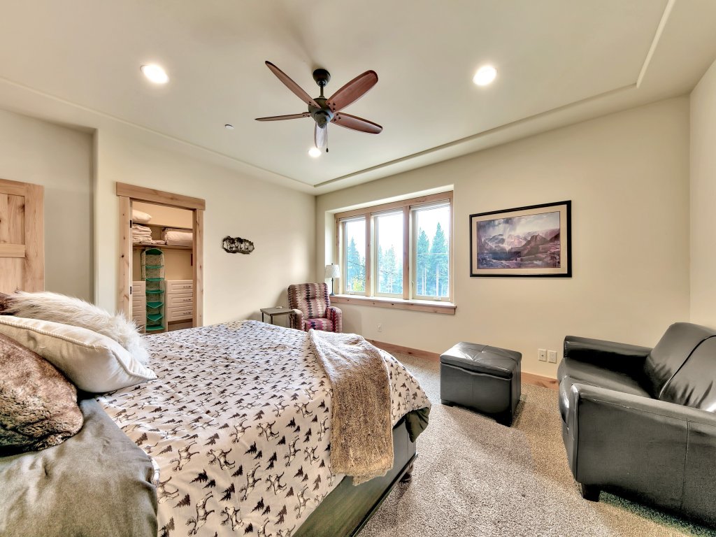 Angora View 1376MD Vacation Rental in California - RedAwning