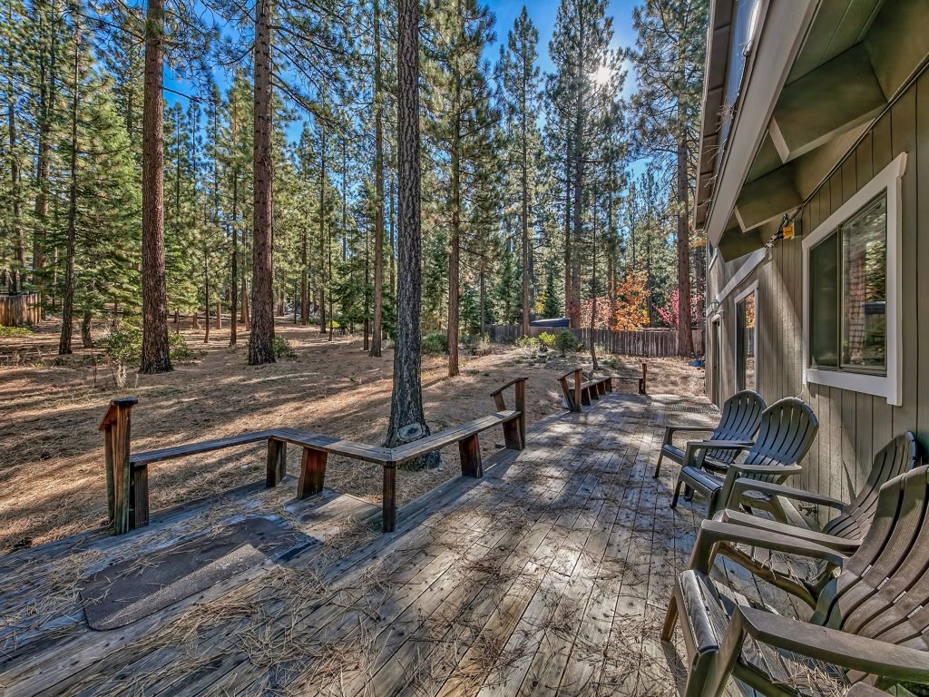  The Meadow Drive Home  121M Vacation Rental in Stateline - RedAwning