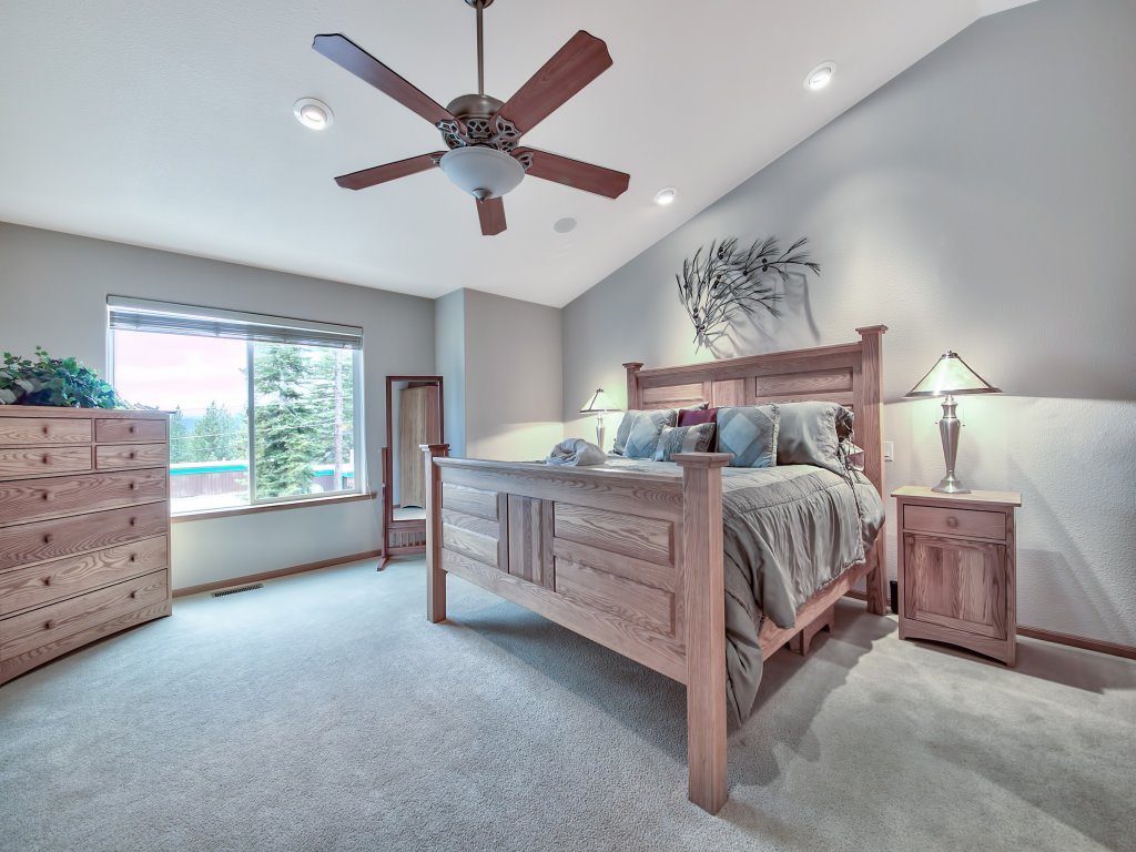 2272L The Lupine Lodge Vacation Rental in California - RedAwning