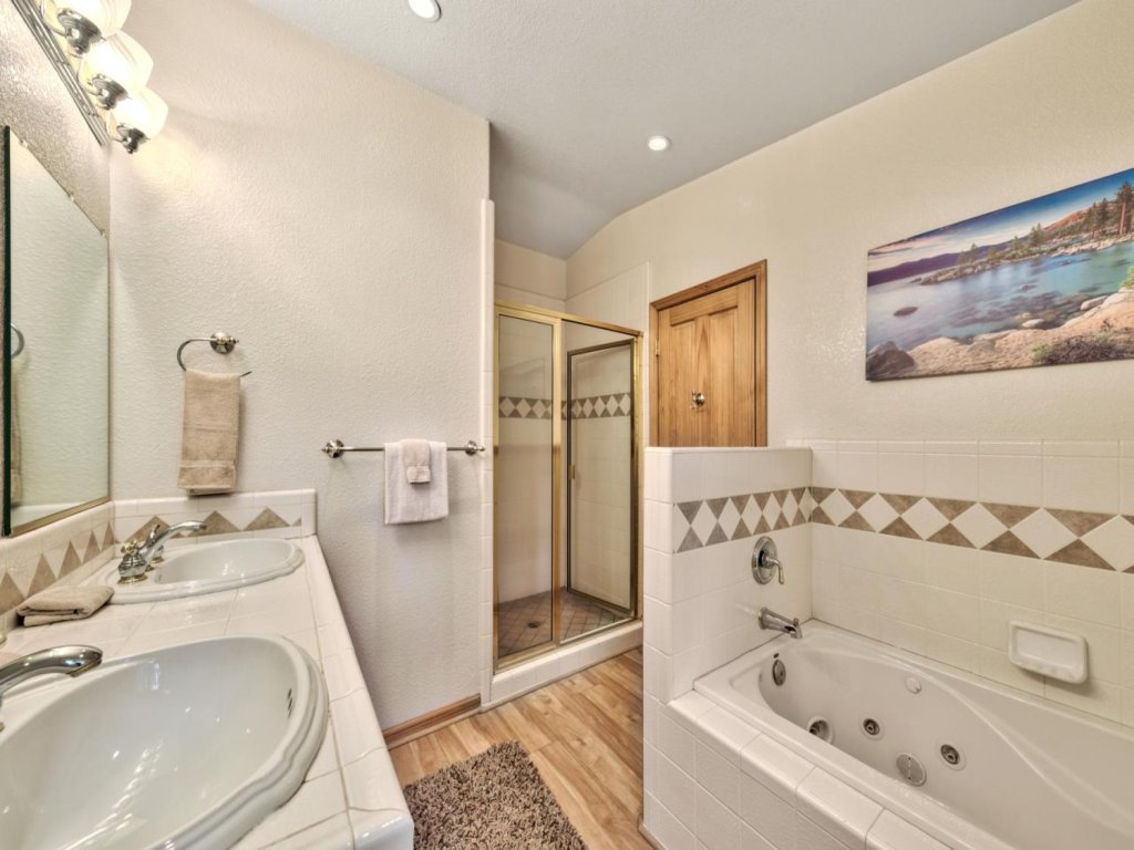  Golden Bear Tahoe Home  1213GB Vacation Rental in California - RedAwning