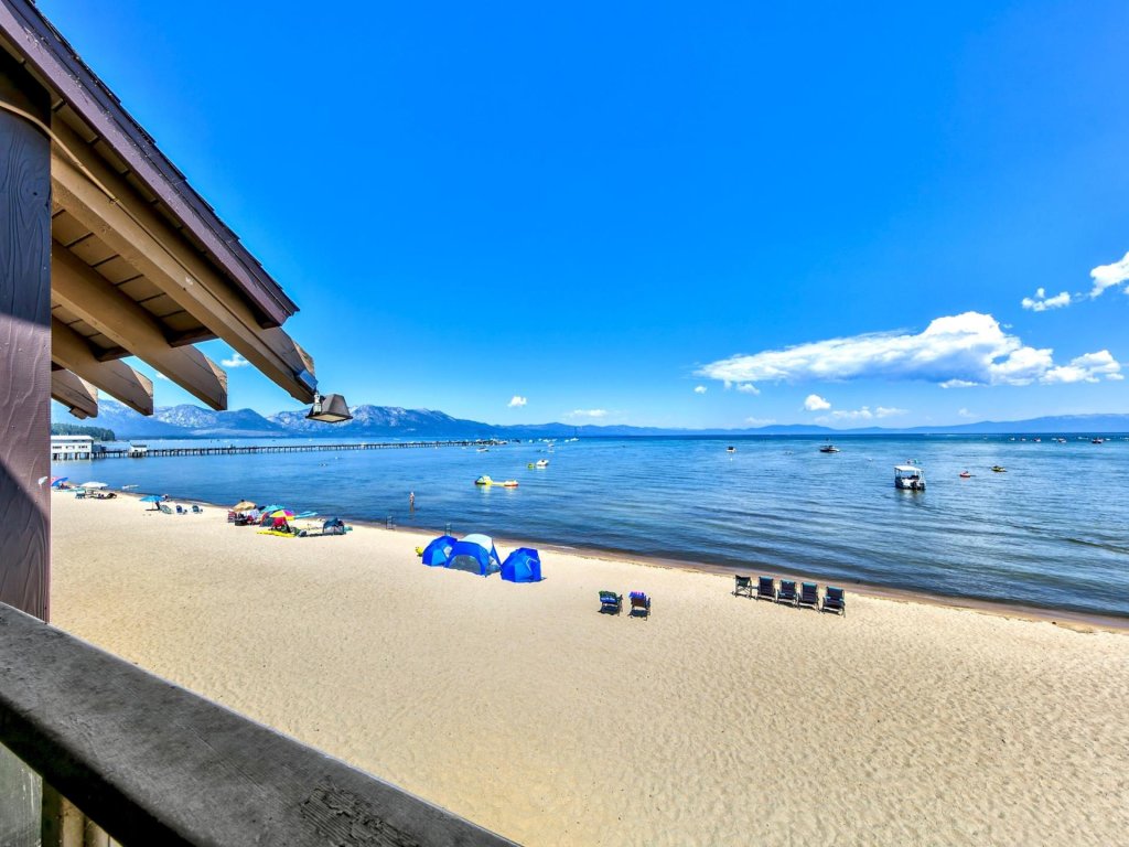 920 Bal Bijou Vacation Rental in California - RedAwning