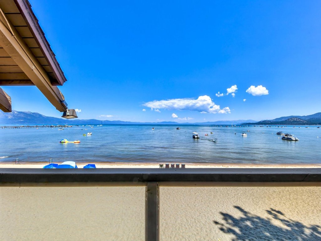 920 Bal Bijou Vacation Rental in California - RedAwning