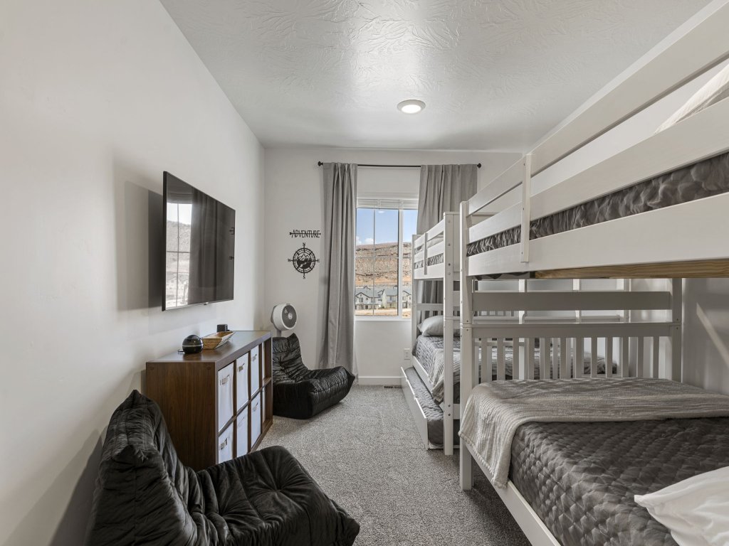 Red Rock Trails Vacation Rental in Utah - RedAwning