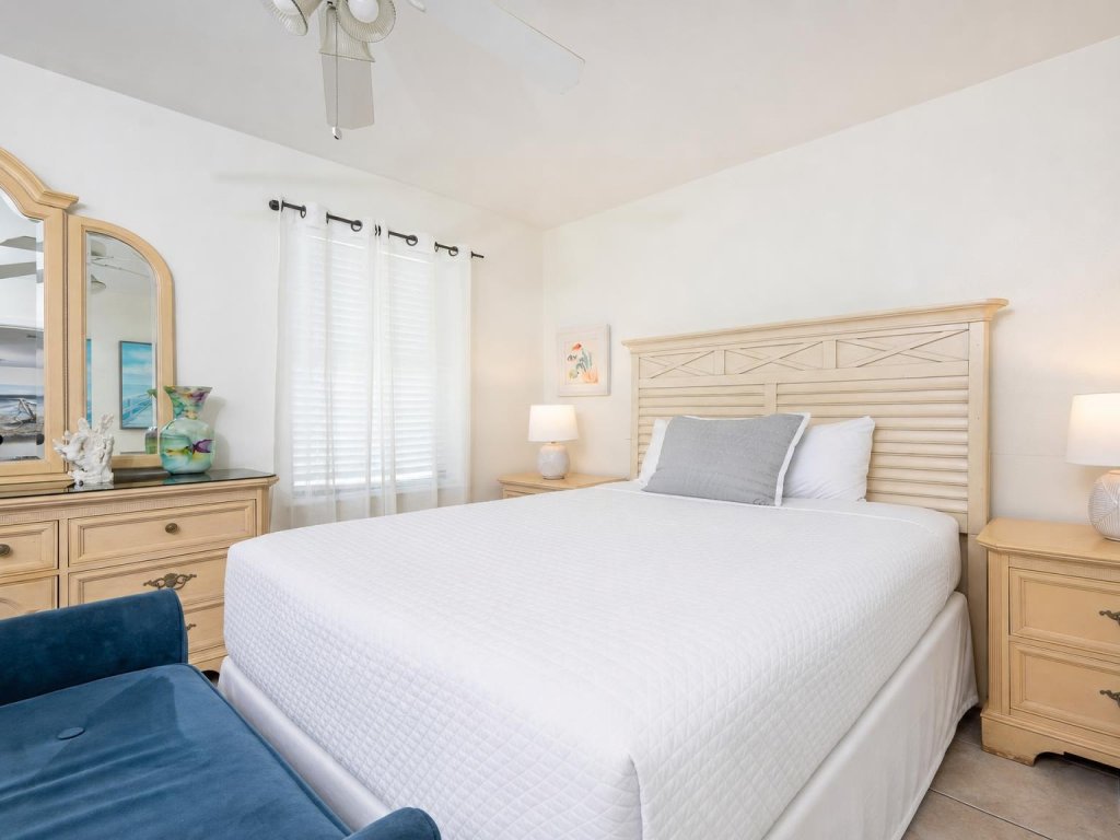 Phoenix V 317 Vacation Rental in Orange Beach - RedAwning