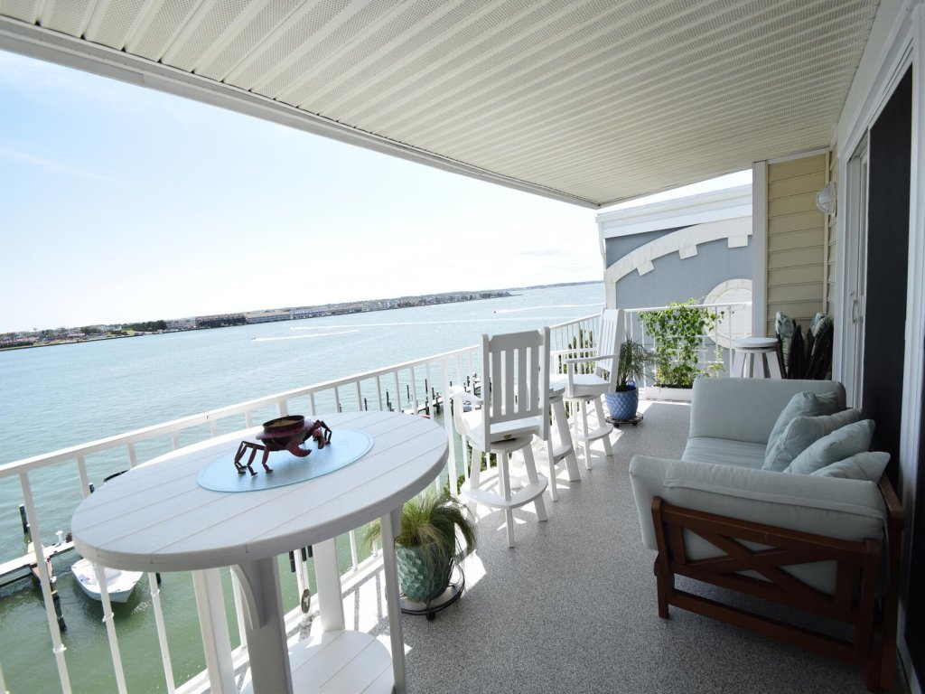 Thunder Island 91B Vacation Rental in Ocean City - RedAwning