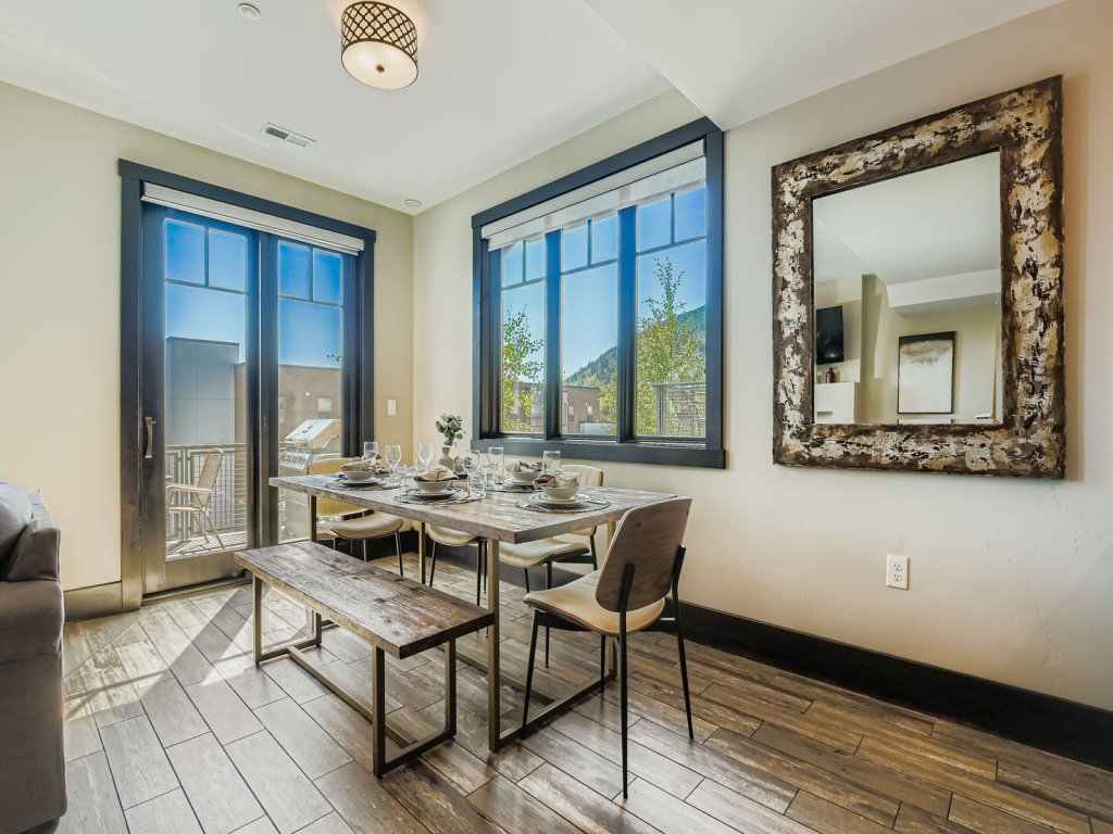 Tranquil Blackstone 3688 Getaway Walk to Cabriolet Lift Vacation Rental in Park City - RedAwning